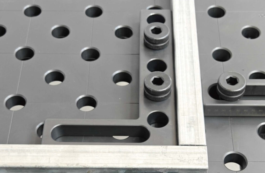 kątowniki płaskie art